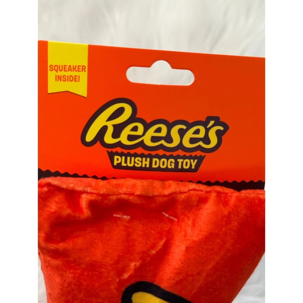 Hershey Reese's Peanut Butter Cups Plush Squeaker Dog Toy Orange HE1001-DTF
